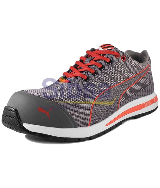 Puma 074. Calzado de seguridad color gris. Tenis ultra ligero con puntera de poliamida.